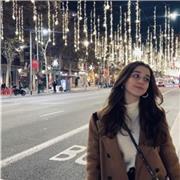 Alumna universitaria, con más de 5 idiomas practicados y emocionada para poder darlos a conocer esas habilidades y esos idiomas